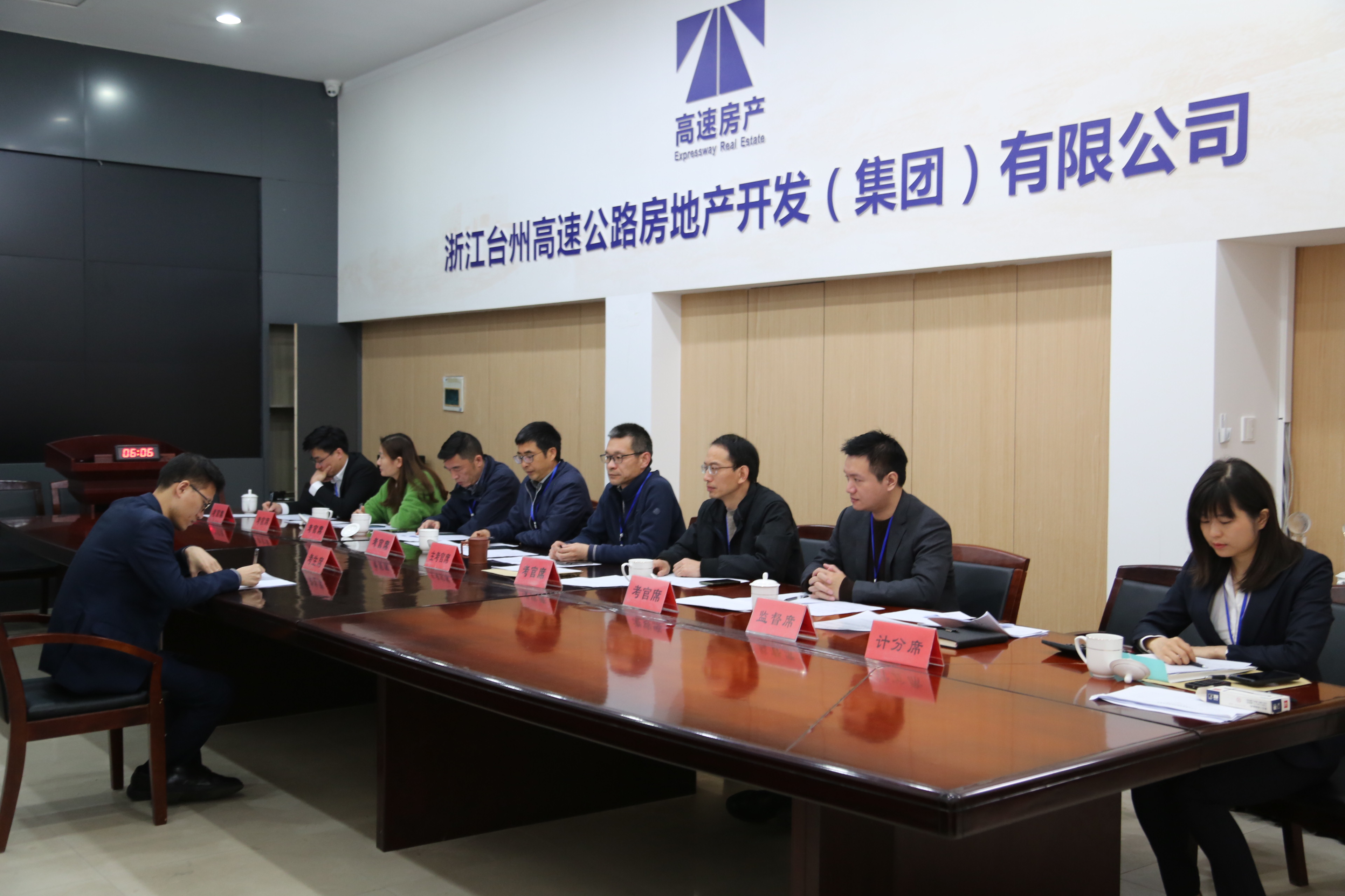 1647245635168226.jpg 圖為結(jié)構(gòu)化面試現(xiàn)場.JPG