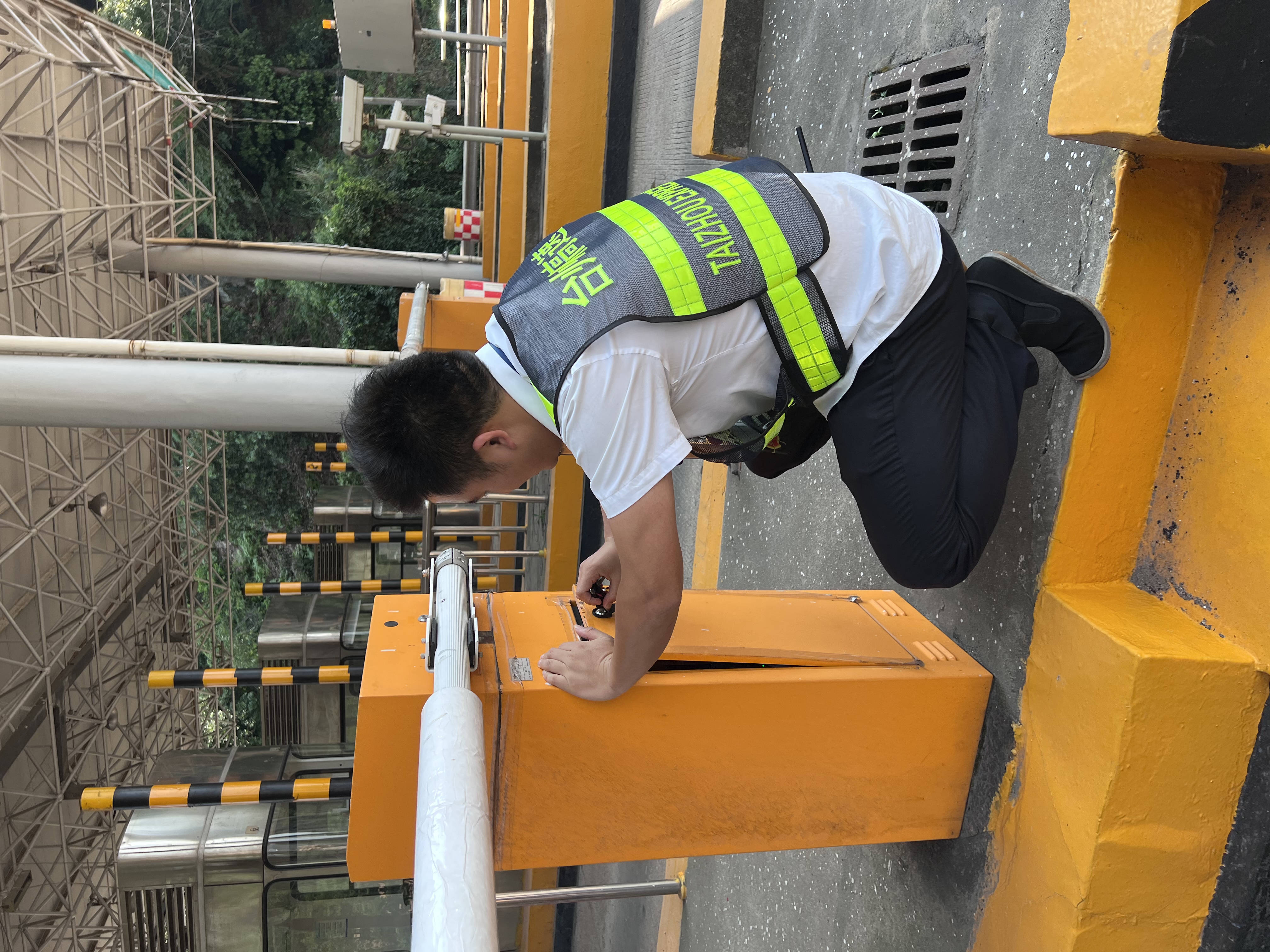 1685663744275306.jpg 2.jpg